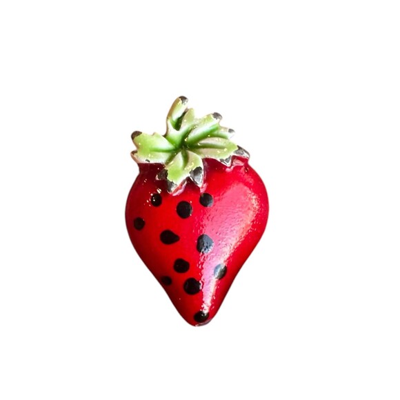 Vintage Mini Strawberry Pin Brooch Small Tiny - Picture 1 of 3